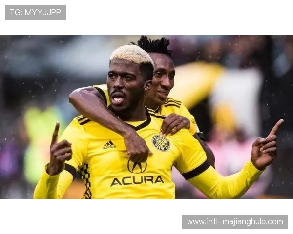 哥伦布球员赛后感动落泪 感谢球迷一路支持 哥伦布球员赛后感动落泪 感谢球迷一路支持